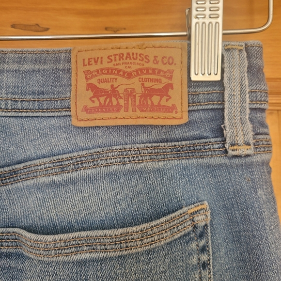 Levi's 529 Curvy Bootcut Mid Rise Women's Jeans. Size 10 - Picture 9 of 12